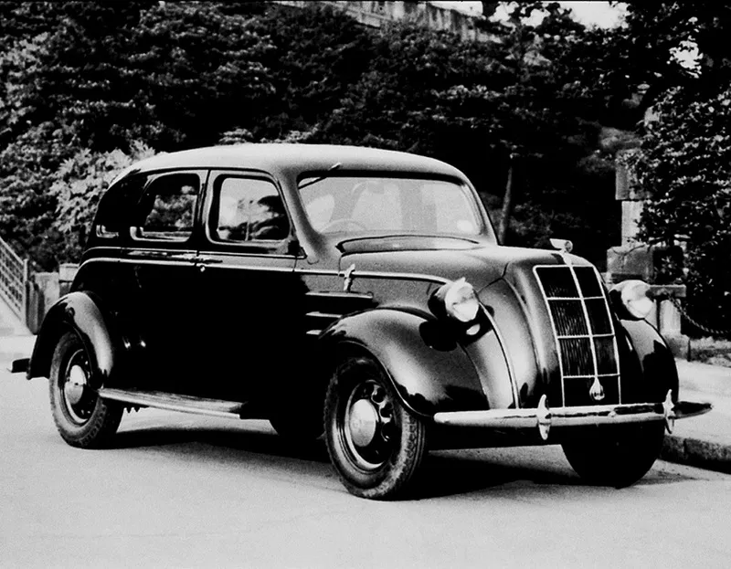 Première voiture de tourisme Toyota Modèle AA 1936