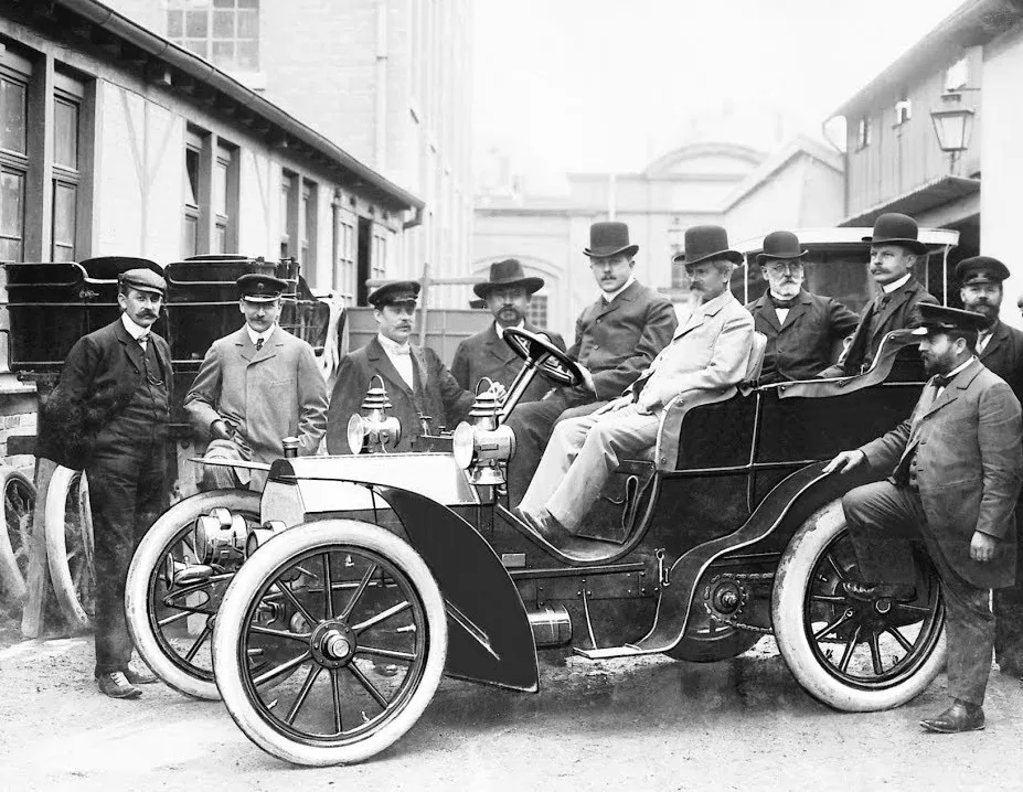 Wilhelm Maybach en Mercedes en 1903