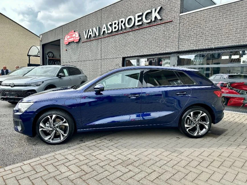 Audi A3 40 TFSIe Plug-In Hybride Sport Image 3