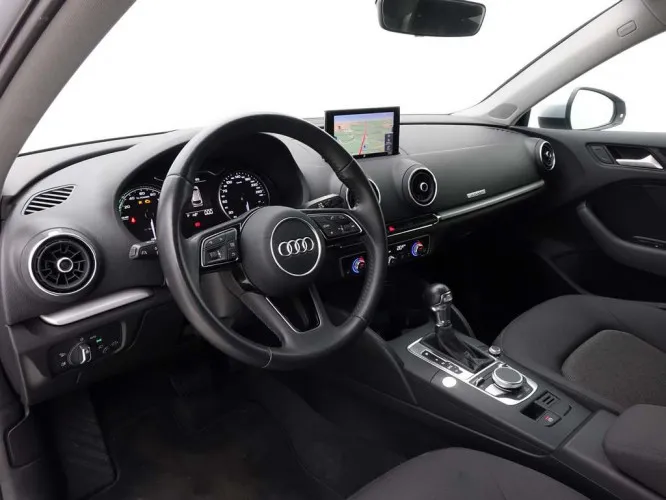 Audi A3 1.4 TFSi 204 e-Tron 36G/Co2 S-Tronic + GPS + LED Lights + ALU19 Image 8