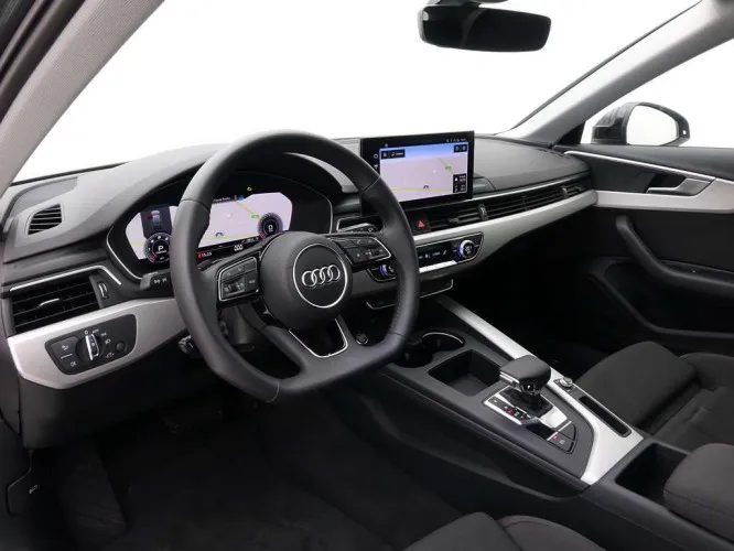 Audi A4 40 TDi S-Tronic S-Line Black Pack + GPS Plus + LED + ALU19 Image 9
