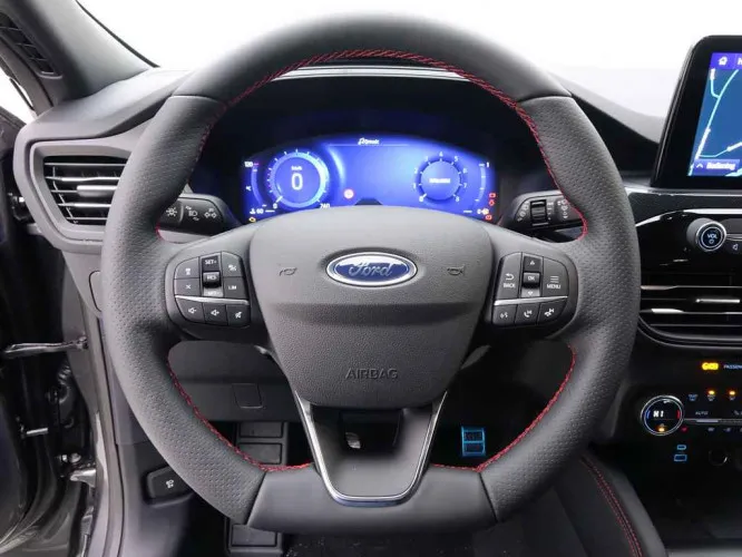 Ford Kuga 1.5 EcoBoost 150 ST-Line + GPS + LED Lights + Winter + ALU 18 Image 10