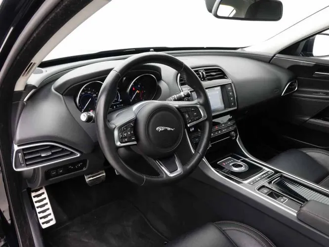 Jaguar XE 2.0d Automaat 180 Prestige + Leder/Cuir + GPS Thumbnail 8