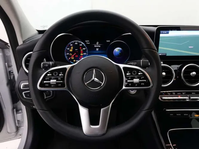 Mercedes-Benz C-Klasse C200d 9G-DCT AMG Line + Widescrn GPS + LED Lights Image 10