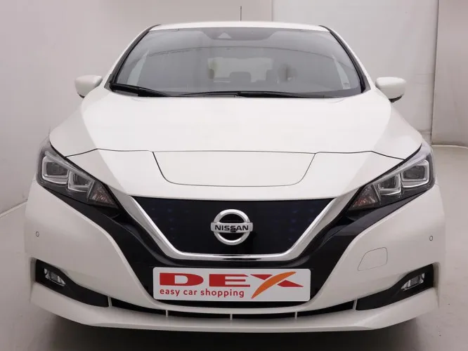Nissan Leaf 40 kWh Tekna + GPS + LED Lights + ProPilot + 360Cam + Bose Image 2
