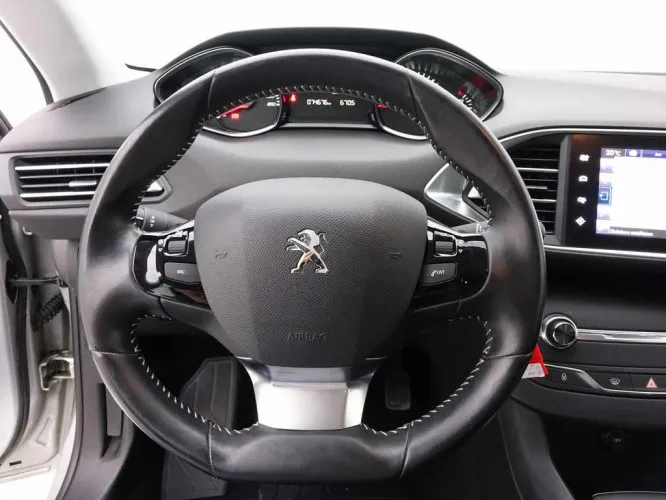 Peugeot 308 1.6 HDi 116 SW Active + GPS Image 9