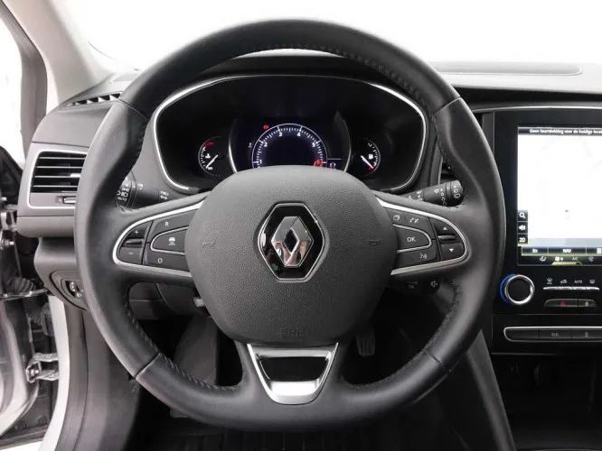 Renault Megane 1.33 TCe 140 SW Intens GT-Line + GPS 8.6 + LED Pure Vision Image 9