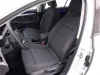 Volkswagen Golf 1.0 TSi 110 Life + Virtual Pro + GPS + Winter Pack + LED lights Thumbnail 7