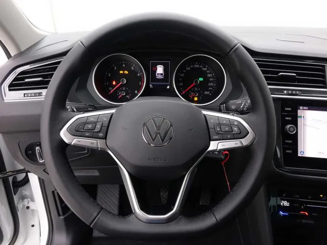Volkswagen Tiguan 1.5 TSi 150 DSG Life + 5 Year Warranty + GPS + Led Lights + Nizza18 Image 10