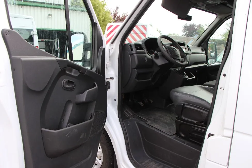 Opel Movano Lift 500kg EU6 L3H2 Warranty  Image 5