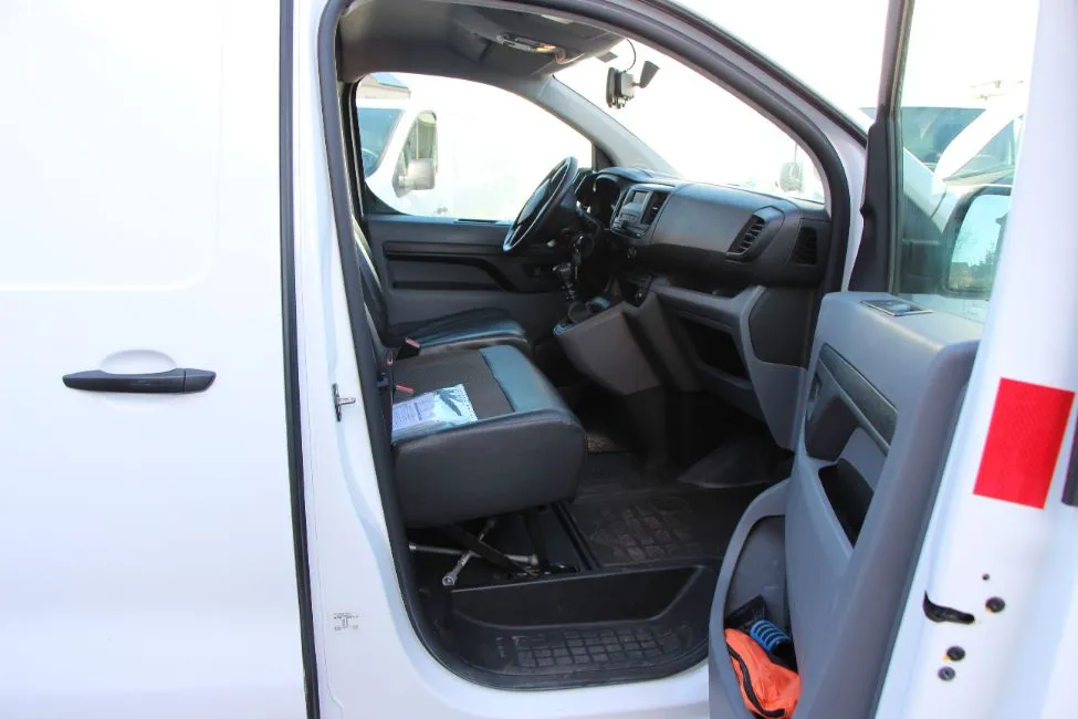 Opel Vivaro 1.5 Tdci Airco EU6 Cruise Controle Image 14