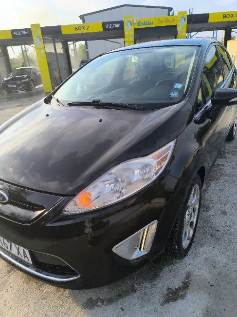 Ford Fiesta  Image 7