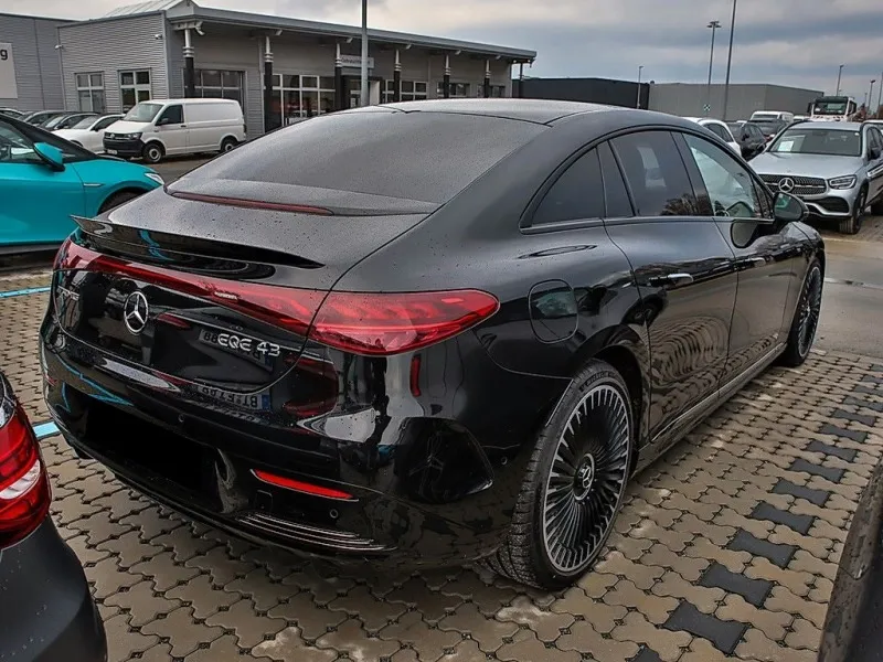 Mercedes-Benz EQE 43 AMG 4Matic =Carbon= Panorama/Distronic Гаранция Image 2