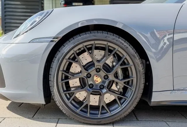 Porsche 911 Targa 4 GTS =Lifting System= Гаранция Image 5