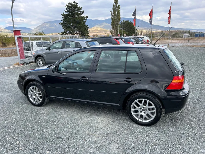 Volkswagen Golf (KATO НОВА) Image 9