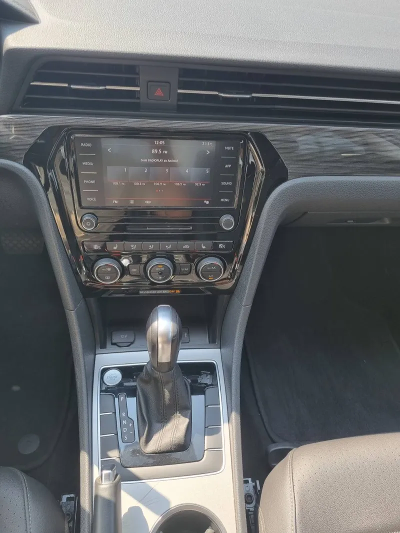 Volkswagen Passat Highline 2.0 Image 9