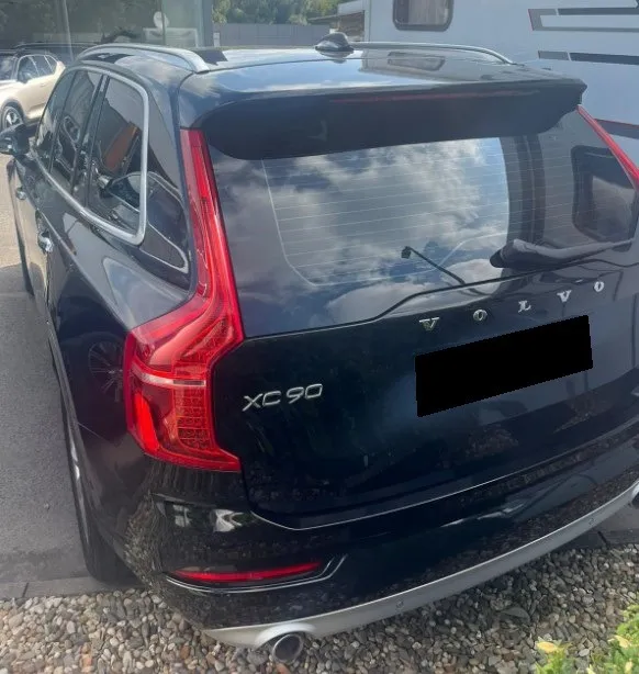 Volvo Xc90 2.0 D5 Image 3
