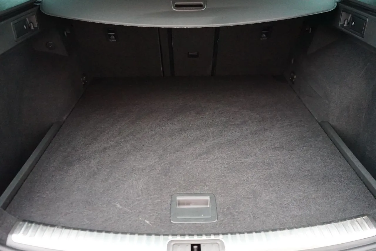 Seat Leon ST 2.0 TSI DSG Cupra 300...  Image 9