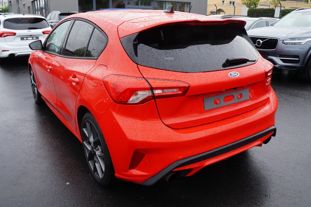 Ford Focus 2,3 ST*STYLING PAKET*PERFORMANCE* Image 10