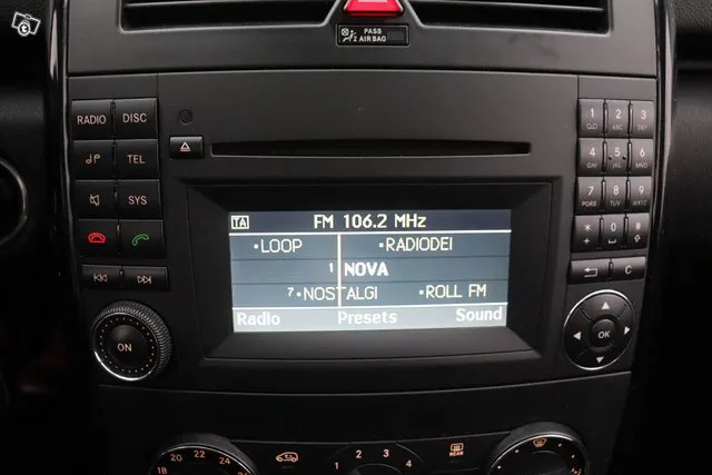 Mercedes-Benz A 150 150 5D Business / Suomi-auto / Lohkolämmitin / 2x renkaat / Siisti / Image 9