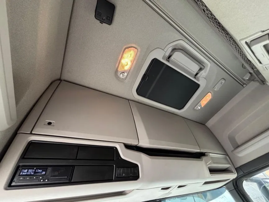 Scania S520 Scania S520 6x2 + RALENTISSEUR + PRISE D Image 8