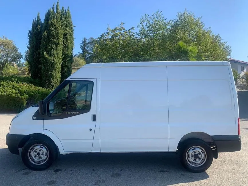 Ford Transit Connect  Image 5