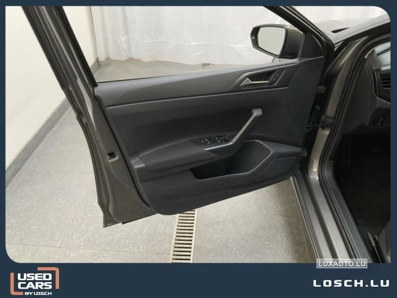 Vw Polo Trendline Image 10