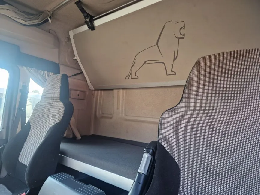 MAN TGS 420 Image 11