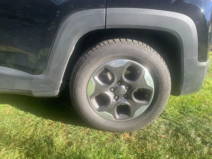 Jeep Renegade  Image 7