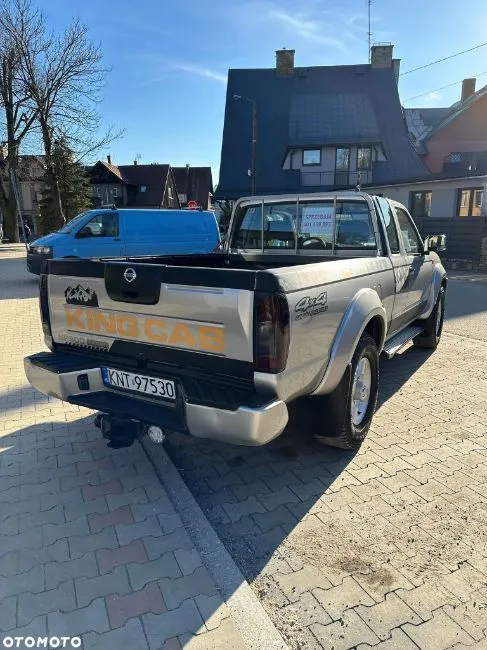 Nissan King Cab  Image 5