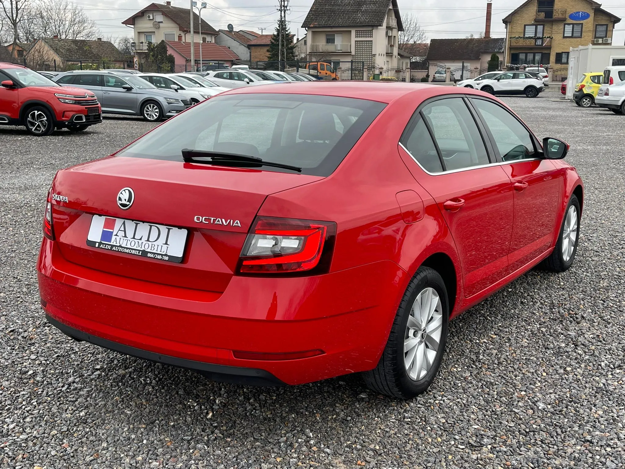 Škoda Octavia 1.6 Tdi/Executive Image 6