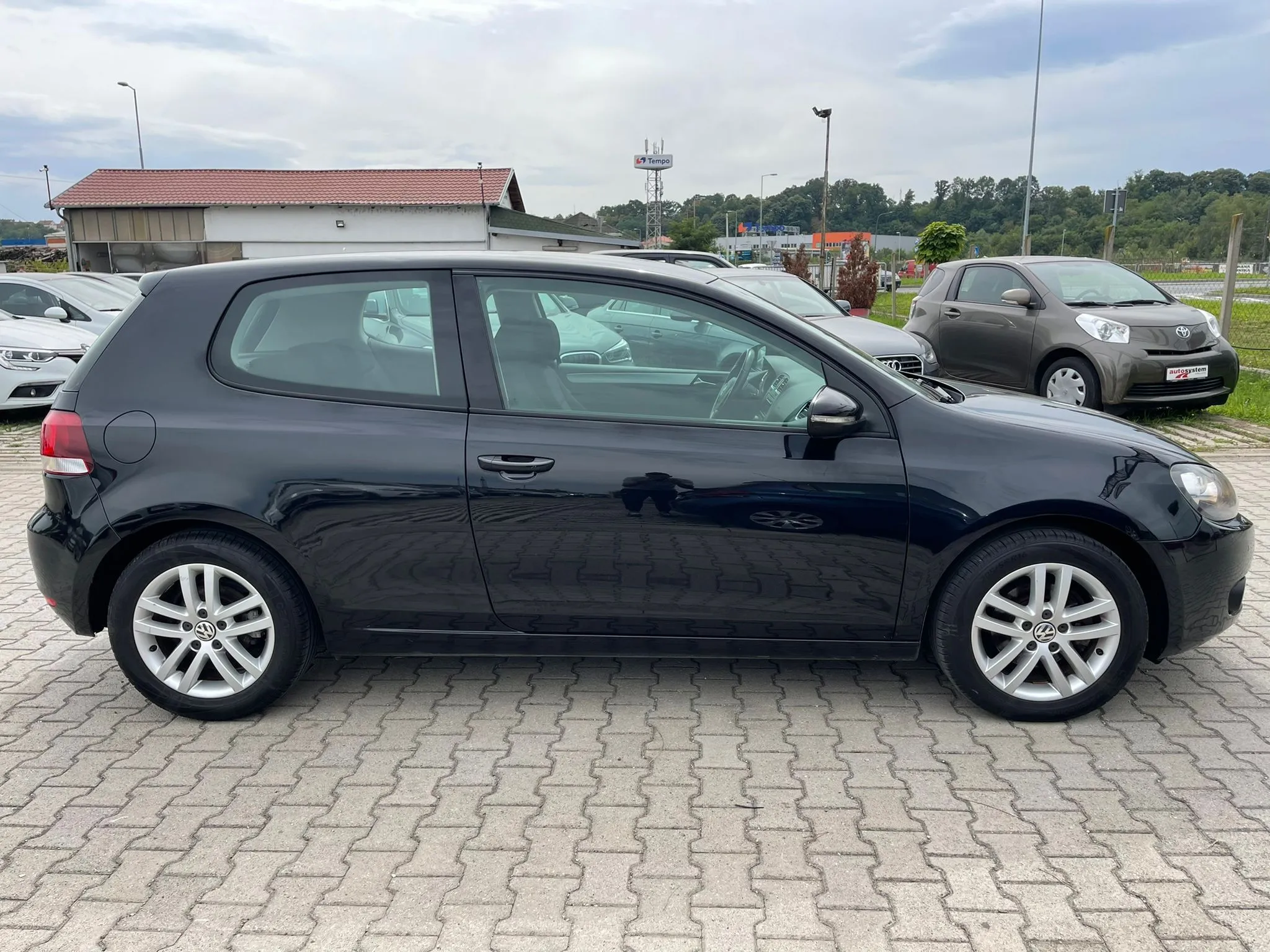 Volkswagen Golf 6 2.0 TDI Image 3