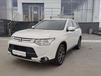Mitsubishi Outlander 