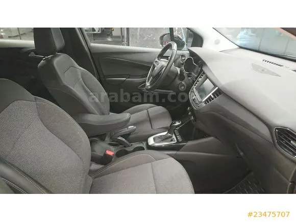 Opel Crossland 1.2 T Edition Image 10