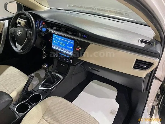 Toyota Corolla 1.6 Active Image 9