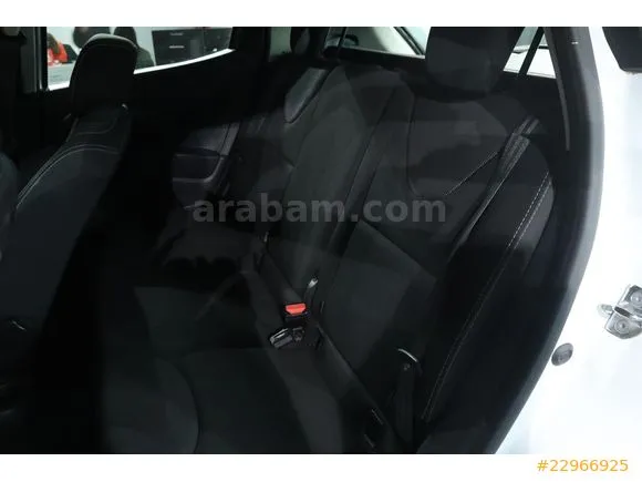 Renault Clio 1.5 dCi Joy Image 10