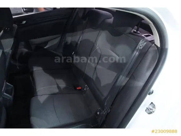 Renault Megane 1.5 dCi Joy Image 10