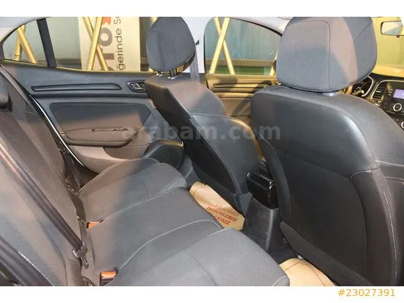 Renault Megane 1.6 Joy Image 10
