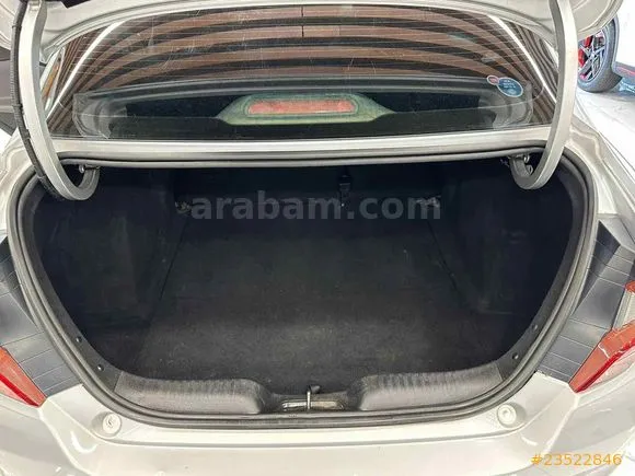 Fiat Egea 1.6 E-Torq Urban Image 9