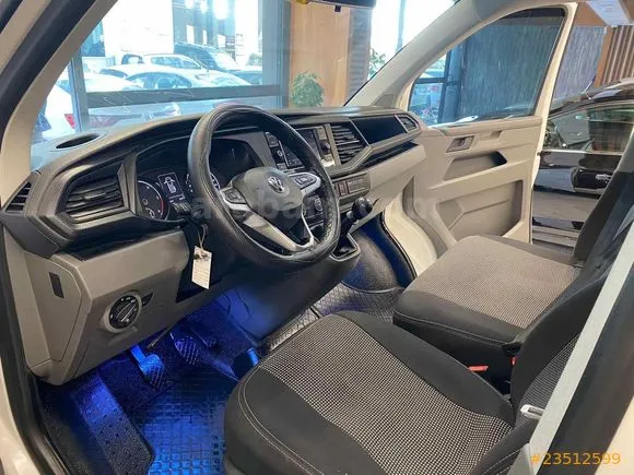 Volkswagen Transporter 2.0 TDI City Van Image 10