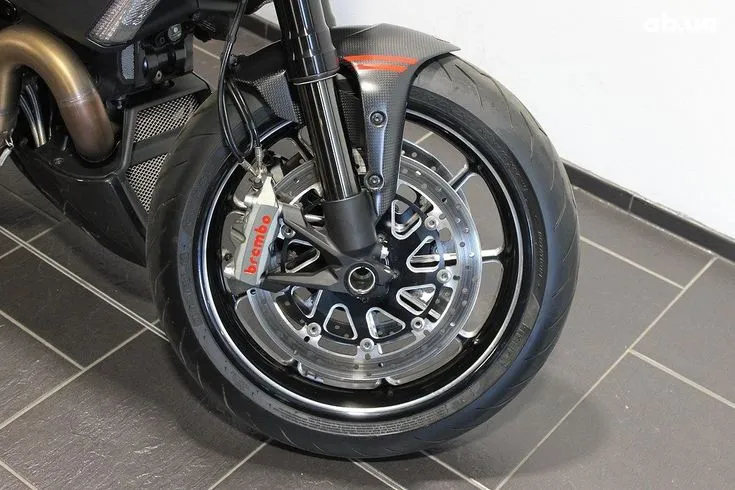 Ducati Diavel  Image 7